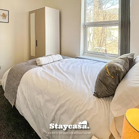 Ashfield Co-living - Private Self-cater Gæstehus Manchester