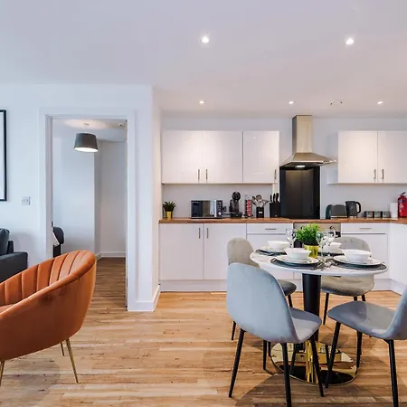 Parking - Lastmindeals - 2bed * Manchester