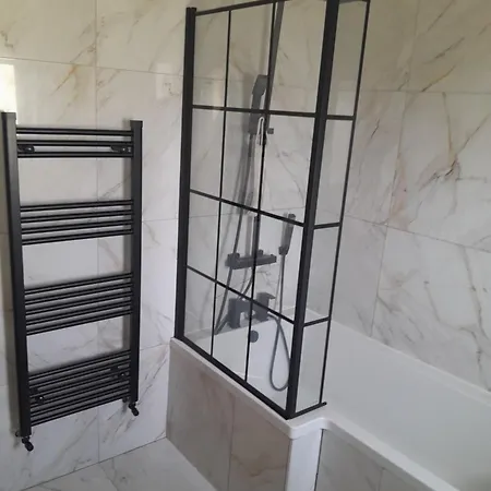 Prestwich Comfort Homestay *