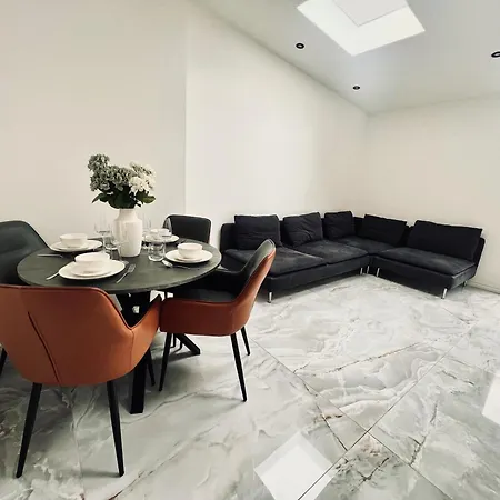 Nirvana מנצ'סטר