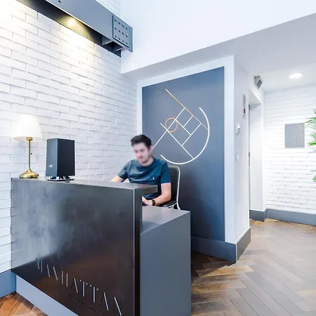 Hilltop Serviced - Piccadilly דירה