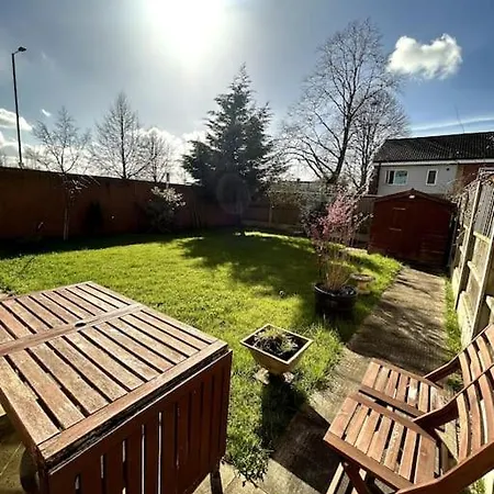 3-bedroom House Close To Centre Nyaraló *