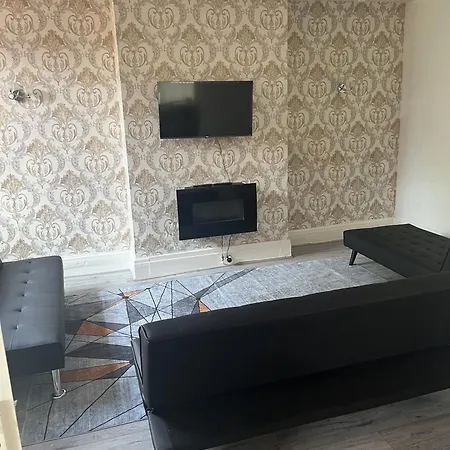 Droylsden House Casa de Férias