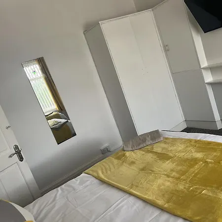 Casa de Férias Droylsden House *