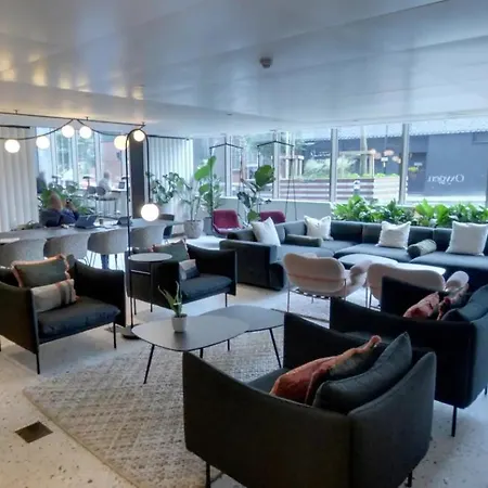 Zen Retreat Penthouse - Panoramic Views Pass The Keys *