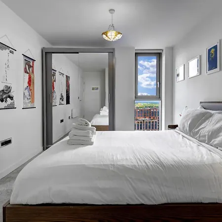 Zen Retreat Penthouse - Panoramic Views Pass The Keys