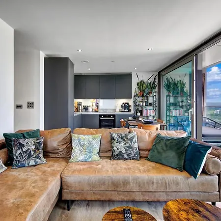 Zen Retreat Penthouse - Panoramic Views Pass The Keys Apartament *