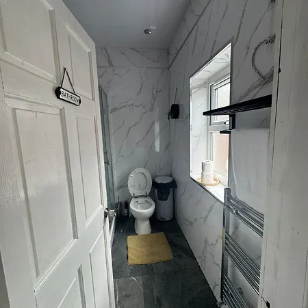 Lovely + Free Parking Feriehus *