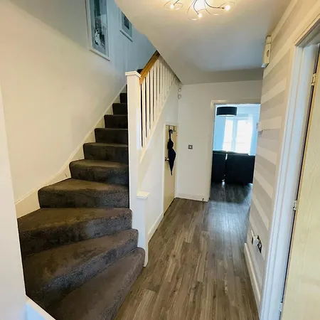 Habitación en casa particular Luxury - Pick A - Free Parking & Kitchen Access, Near Etihad Stadium, The Coop Live & Piccadilly Station, Mánchester