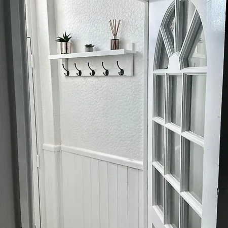 Lovely + Free Parking Manchester