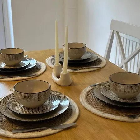 Homestay The Chorlton Retreat - Double Bedroom, Free Parking Manchester