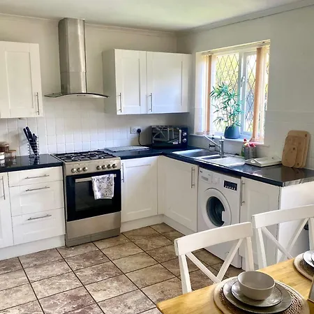 The Chorlton Retreat - Double Bedroom, Free Parking *