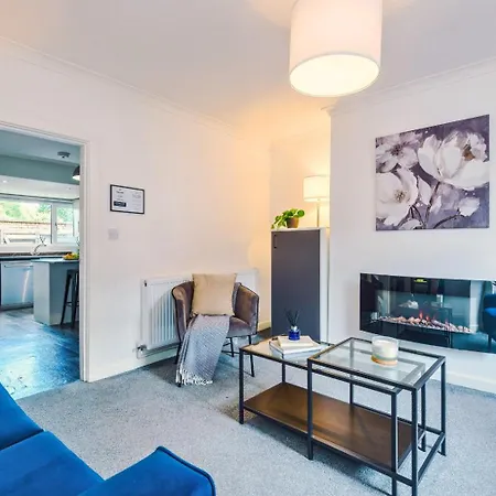 - Terraced * Manchester