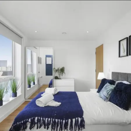 Stunning 3-bedroom Flat With Parking Apartament *