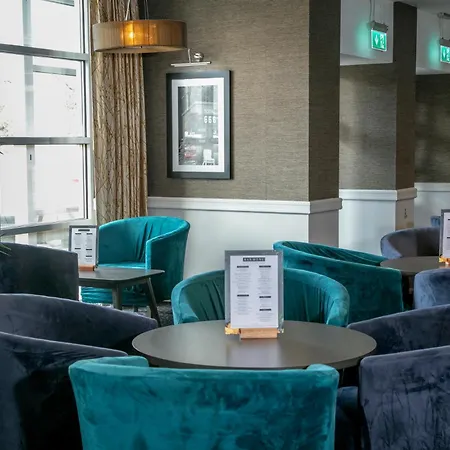 Western Manchester Cresta Court Hotel Altrincham
