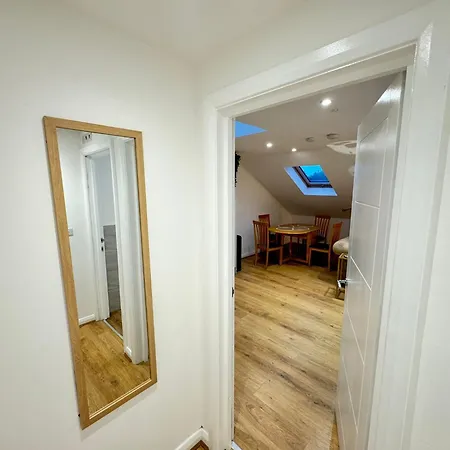 Sophisticated & Stylish Flats Near Airport