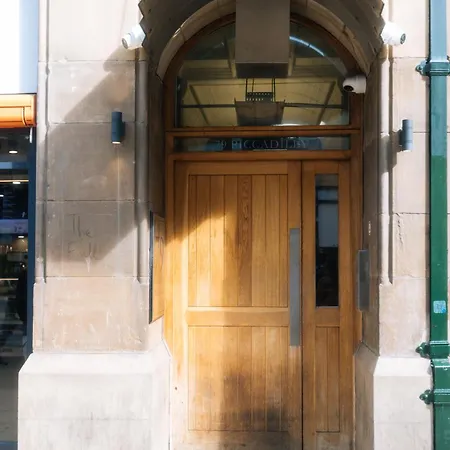 Gorgeous & Centrally Located 2bd Flat Manchester! Apartment Manchester