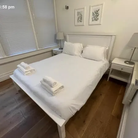 Gorgeous & Centrally Located 2bd Flat Manchester! Manchester