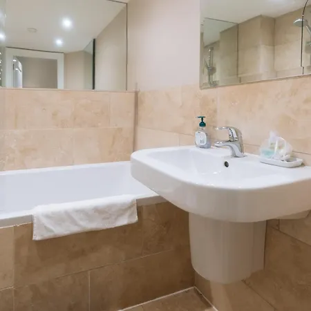 Gorgeous & Centrally Located 2bd Flat Manchester! 曼彻斯特