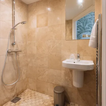Gorgeous & Centrally Located 2bd Flat Manchester! Manchester