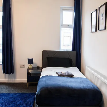 Entire Modern In And Near Peak District Vakantiehuis Manchester