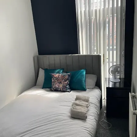 Serenity House Retreat * Manchester