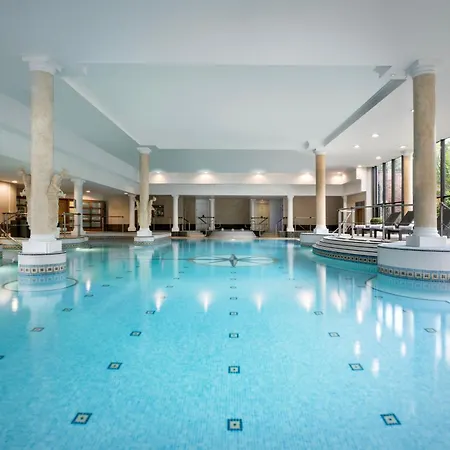 Delta By Marriott Manchester Airport Hotel 4*