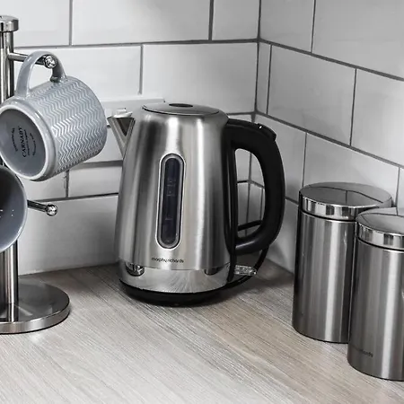 Stylish & Vibrant 2 Bedroom * מנצ'סטר