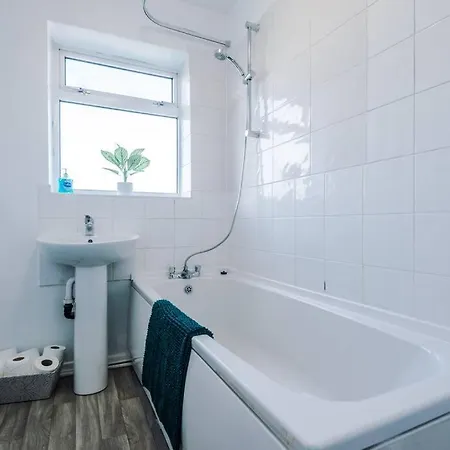 Cosy & Bright 2 Bedroom House Lejlighed Manchester