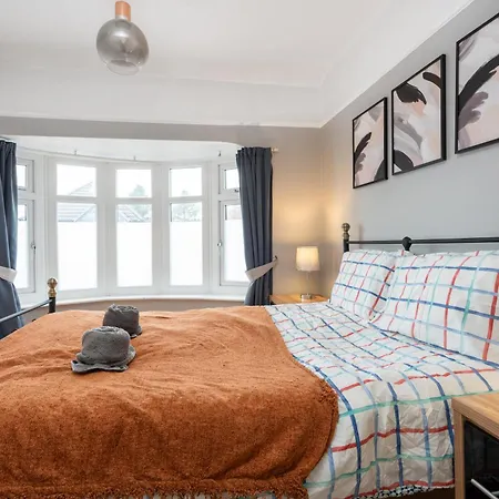 Elegant 3-Bedroom Manchester Retreat Free Parking Keenzchillz Apartament Manchester