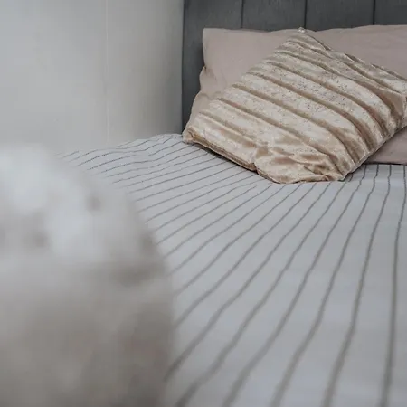 Elegant 3-bedroom Retreat Free Parking Keenzchillz