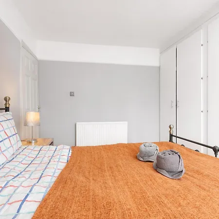 Elegant 3-bedroom Retreat Free Parking Keenzchillz * Μάντσεστερ