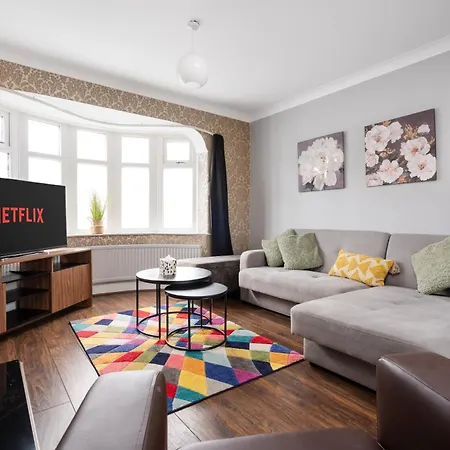 Apartament Elegant 3-Bedroom Manchester Retreat Free Parking Keenzchillz Manchester