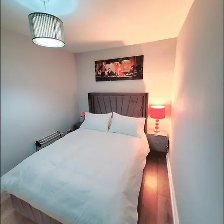 Charming Near Centre By Etihad Coop Arena * Manchester