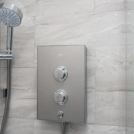 בית נופש Santorini Blues By Cefas - Free Parking - - Near Airport