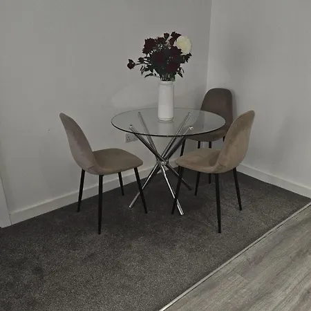 Nariken Apartment *