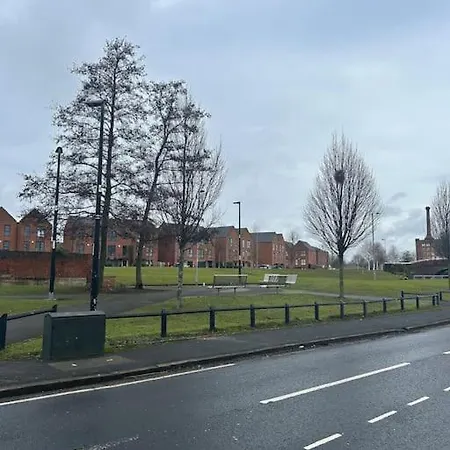 Your Manga House Near Coop Live Ethihad Appartamento *