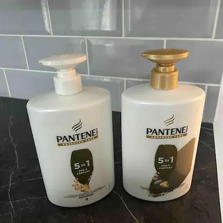 Your Manga House Near Coop Live Ethihad * Μάντσεστερ