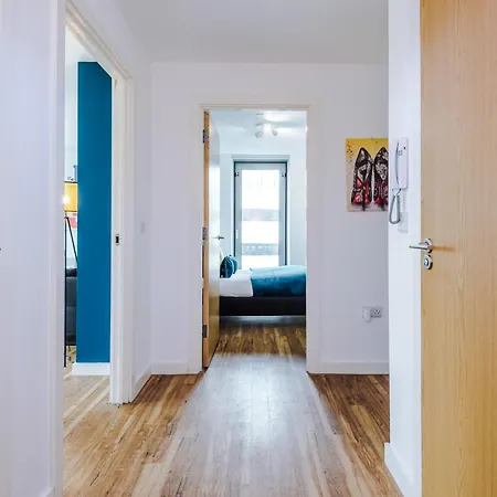 Lux Livin' - Luxury 2 Bed With Skyline View & 24 Hour Gym דירה מנצ'סטר