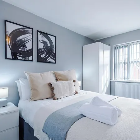 بيت للعطل Charming Modern 3br House In Failsworth With Free Parking *