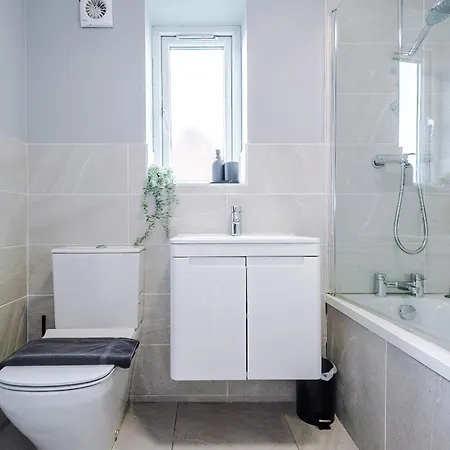 بيت للعطل Charming Modern 3br House In Failsworth With Free Parking *