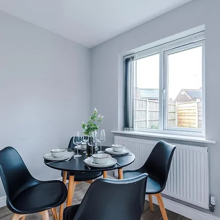 بيت للعطل Charming Modern 3br House In Failsworth With Free Parking