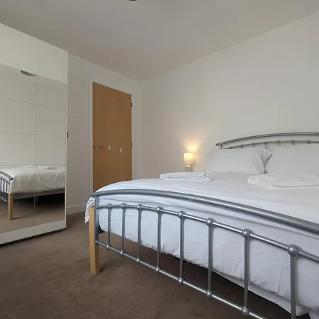 Commonwealth Free Parking 3 Bed 2 Bath Lejlighed *