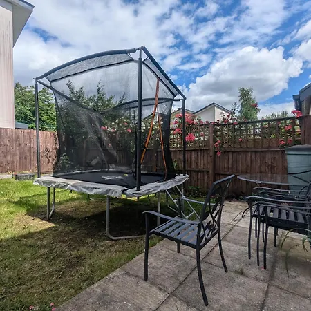 Commonwealth Free Parking 3 Bed 2 Bath Lejlighed