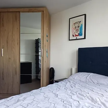 Apartamento Modern Penthouse 3 Bed 2 Bath Apt