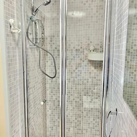 Lux Quadruple Media Mufc Salford