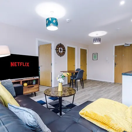 Modern Comfort - 1 Bedroom - Free Parking, Transit Links, Close To Stadiums Appartement