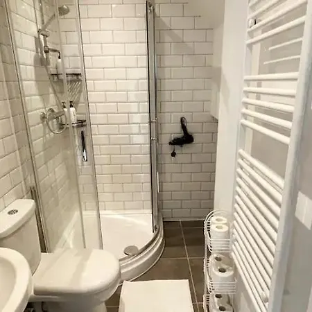 Old Trafford Penthouse Duplex - Steps From Mufc マンチェスター