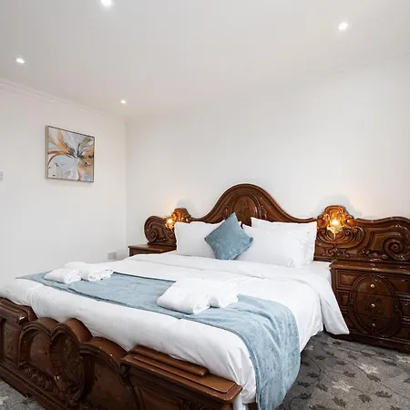 Cosy Retreats Central, Netflix, Free Parking Apartment *
