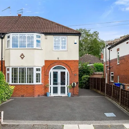 Pass The Keys Picture Perfect Haven In Didsbury Village - Free Parking & Ev Station מנצ'סטר